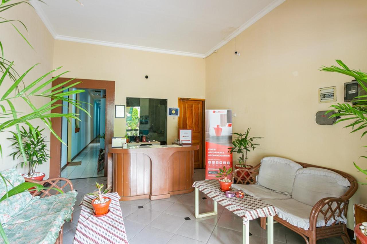 Reddoorz Syariah @ Sakinah Guesthouse Sragen Zewnętrze zdjęcie