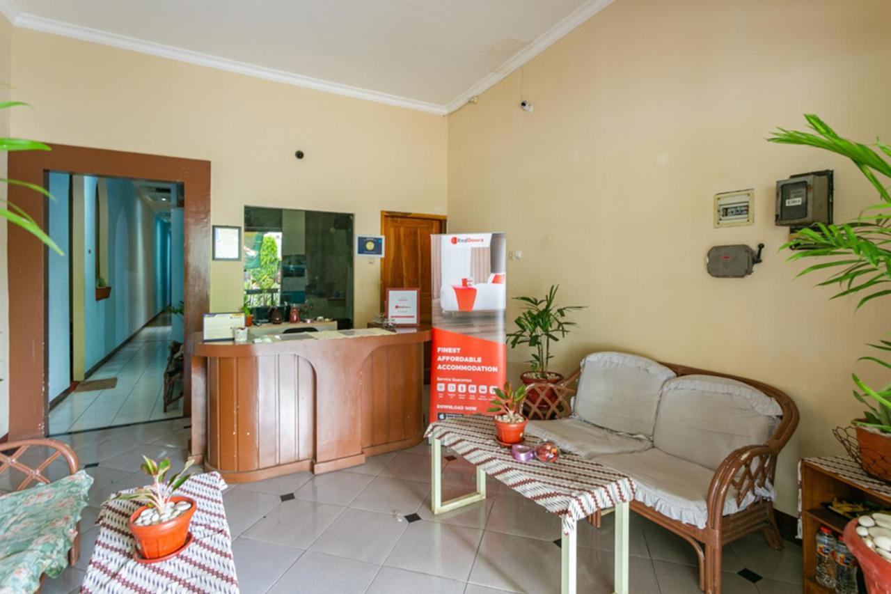 Reddoorz Syariah @ Sakinah Guesthouse Sragen Zewnętrze zdjęcie